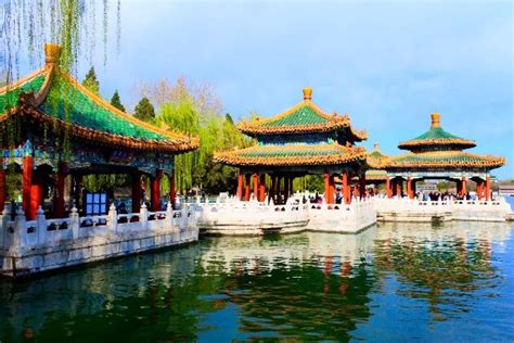 什麼樣的北海公園？在這個風景如畫的地方，我們不僅僅是在尋找一個公園，而是在尋找一種生活的態度。